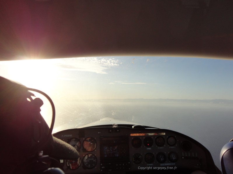 traversé méditerranée - en vue de la Côte d'azur_C.JPG